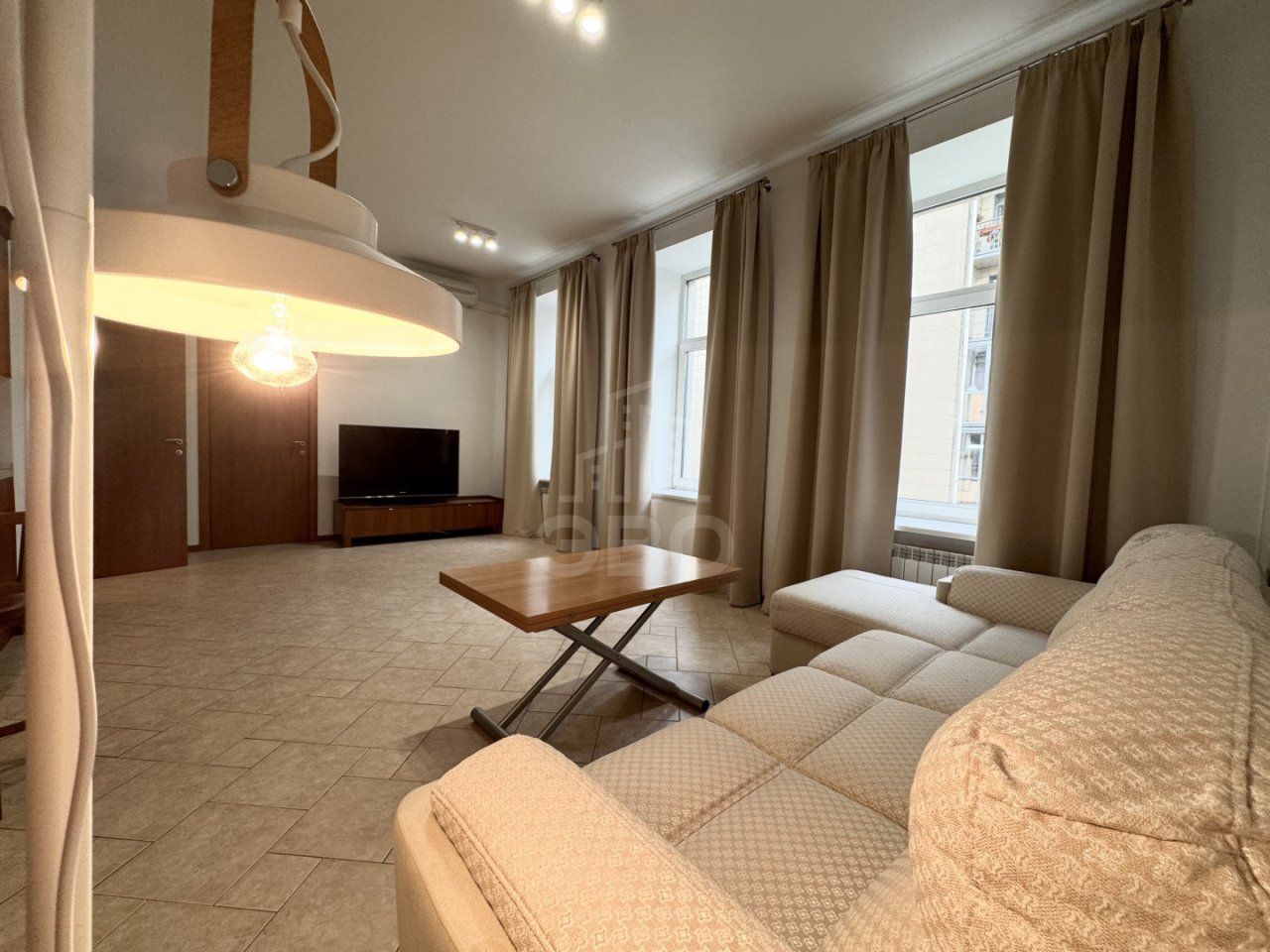 трехкомнатная квартира в Санкт-Петербург по адресу: Реки Карповки наб., 18