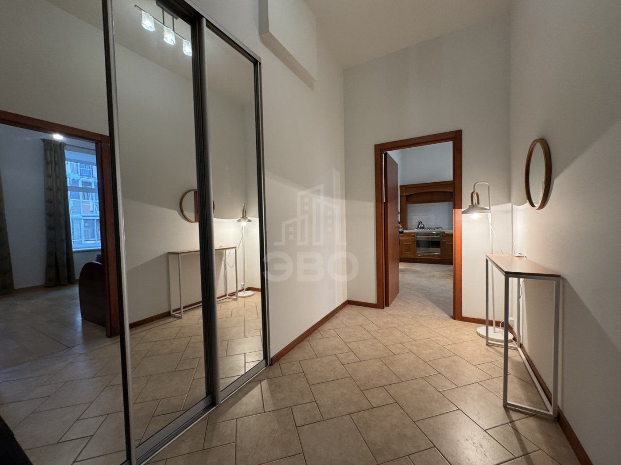 трехкомнатная квартира в Санкт-Петербург по адресу: Реки Карповки наб., 18