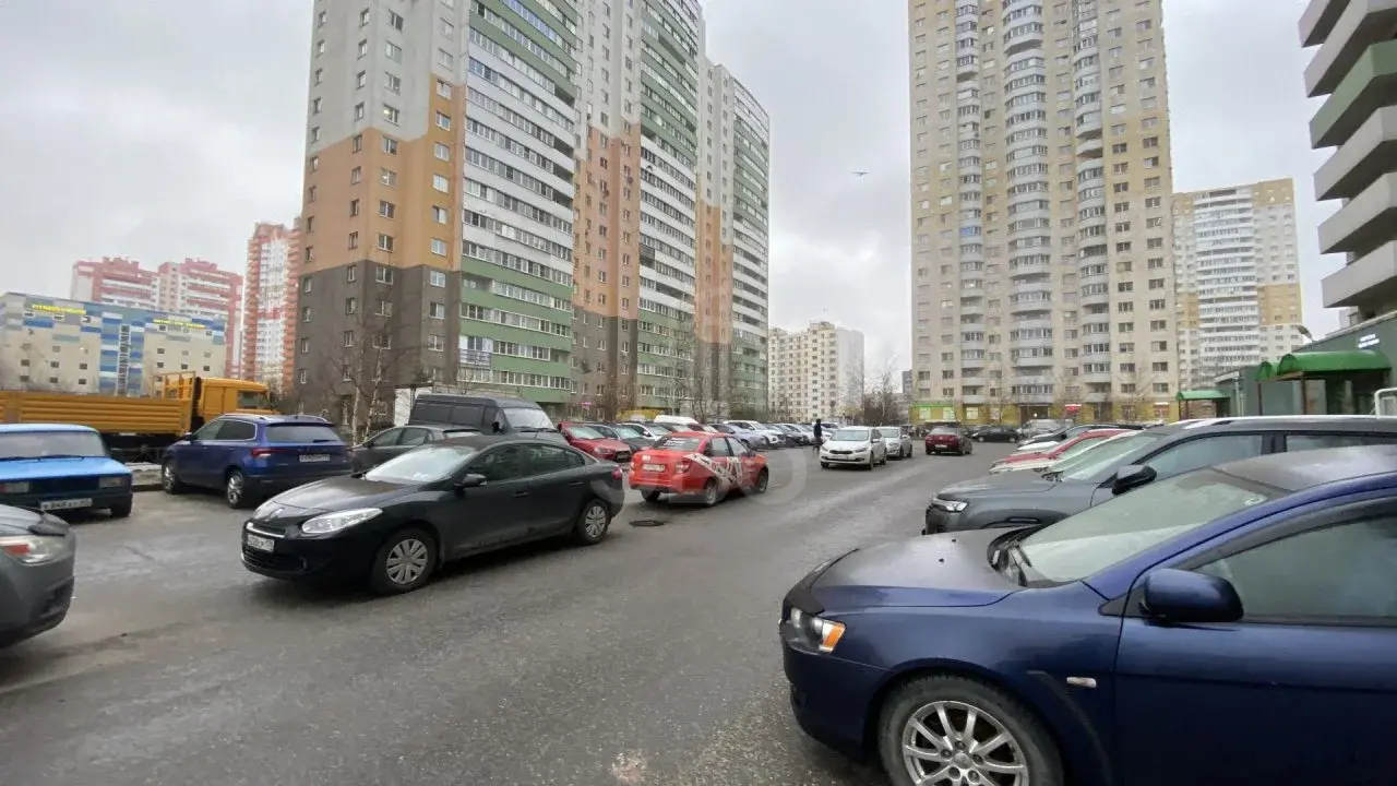 однокомнатная квартира в Санкт-Петербурге по адресу: Новгородский проспект, 10