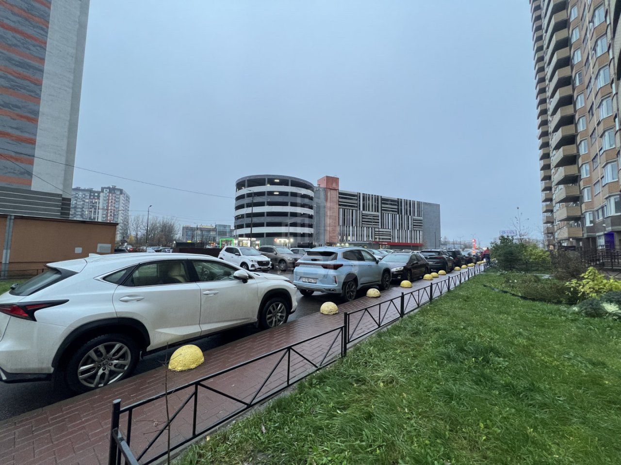 однокомнатная квартира в Санкт-Петербурге по адресу: Кушелевская дорога., 5, к 3