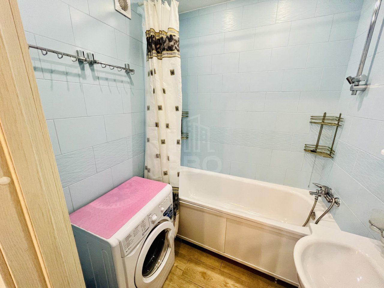 однокомнатная квартира в Санкт-Петербурге по адресу: Кушелевская дорога., 5, к 3