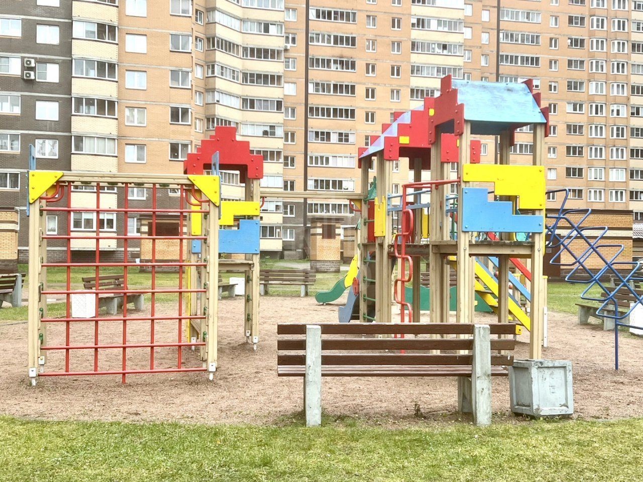 однокомнатная квартира в Санкт-Петербурге по адресу: Кушелевская дорога., 5, к 3