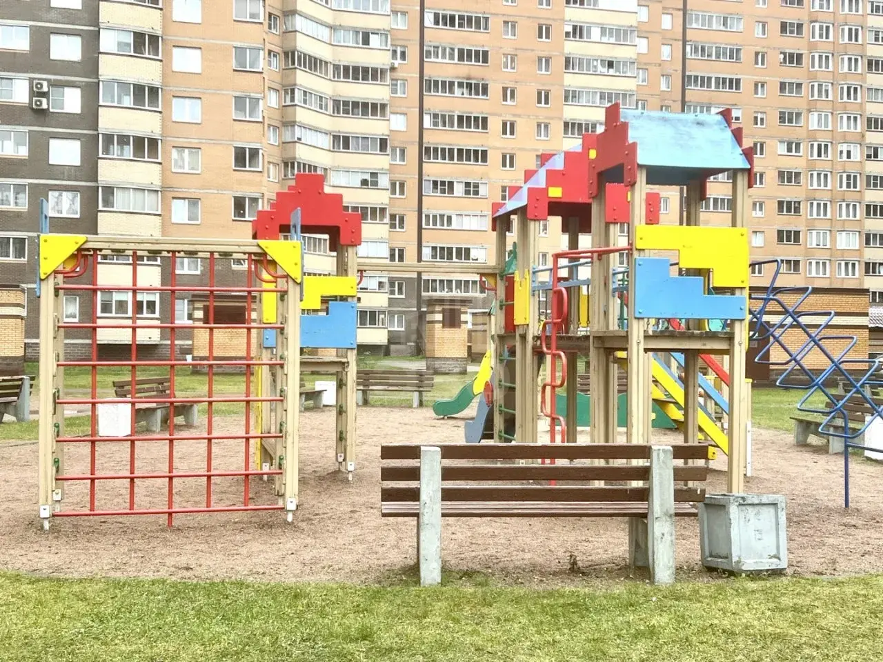 однокомнатная квартира в Санкт-Петербурге по адресу: Кушелевская дорога., 5, к 3