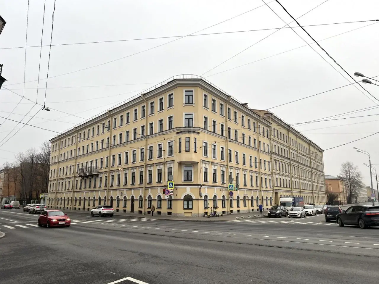 студия в Санкт-Петербурге по адресу: Старо-Петергофский проспект, 14