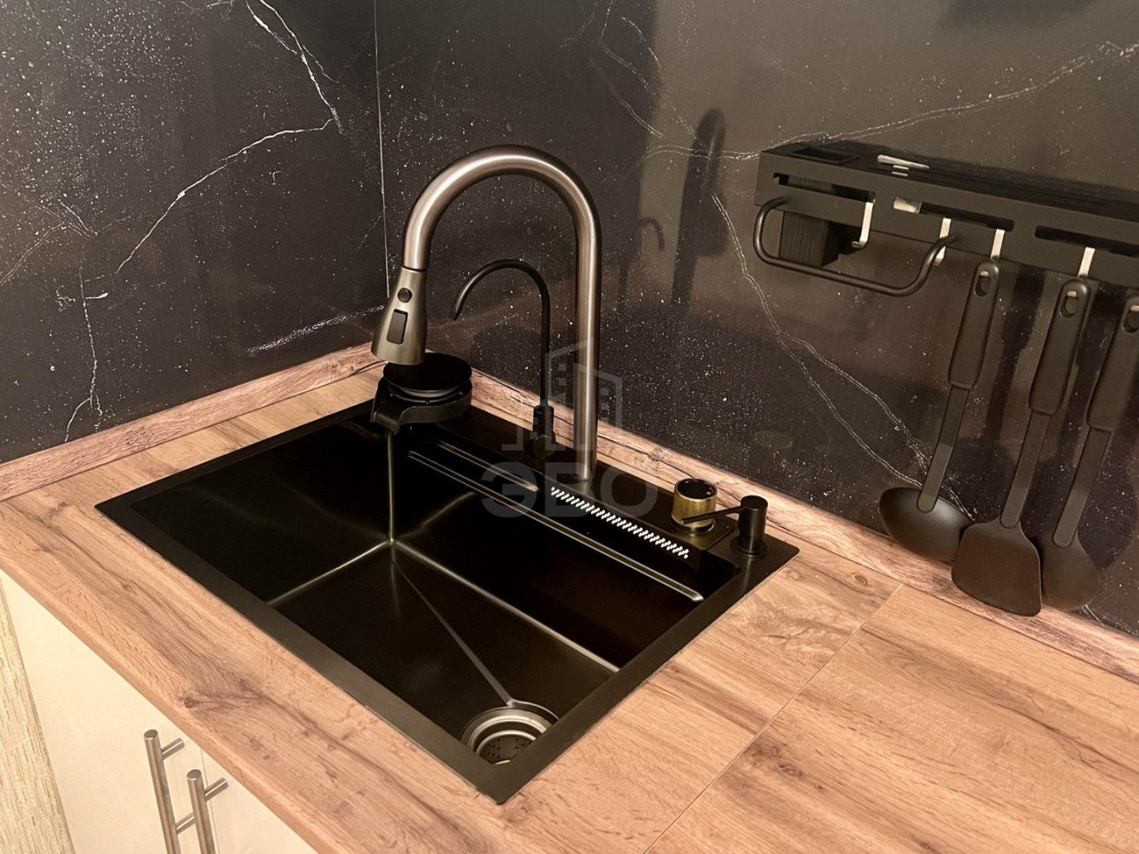 студия в Санкт-Петербург по адресу: Старо-Петергофский проспект, 14