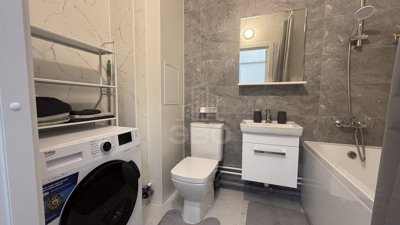 однокомнатная квартира в Санкт-Петербурге по адресу: Колпинское ш., 125, строение 1