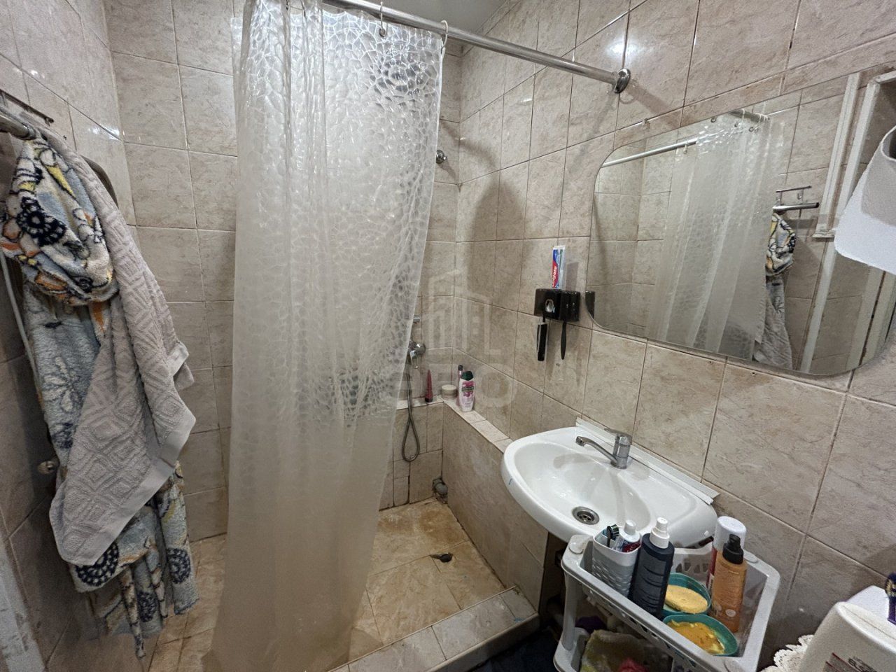 комната в Санкт-Петербург по адресу: Трудящихся б-р., 33, к 3