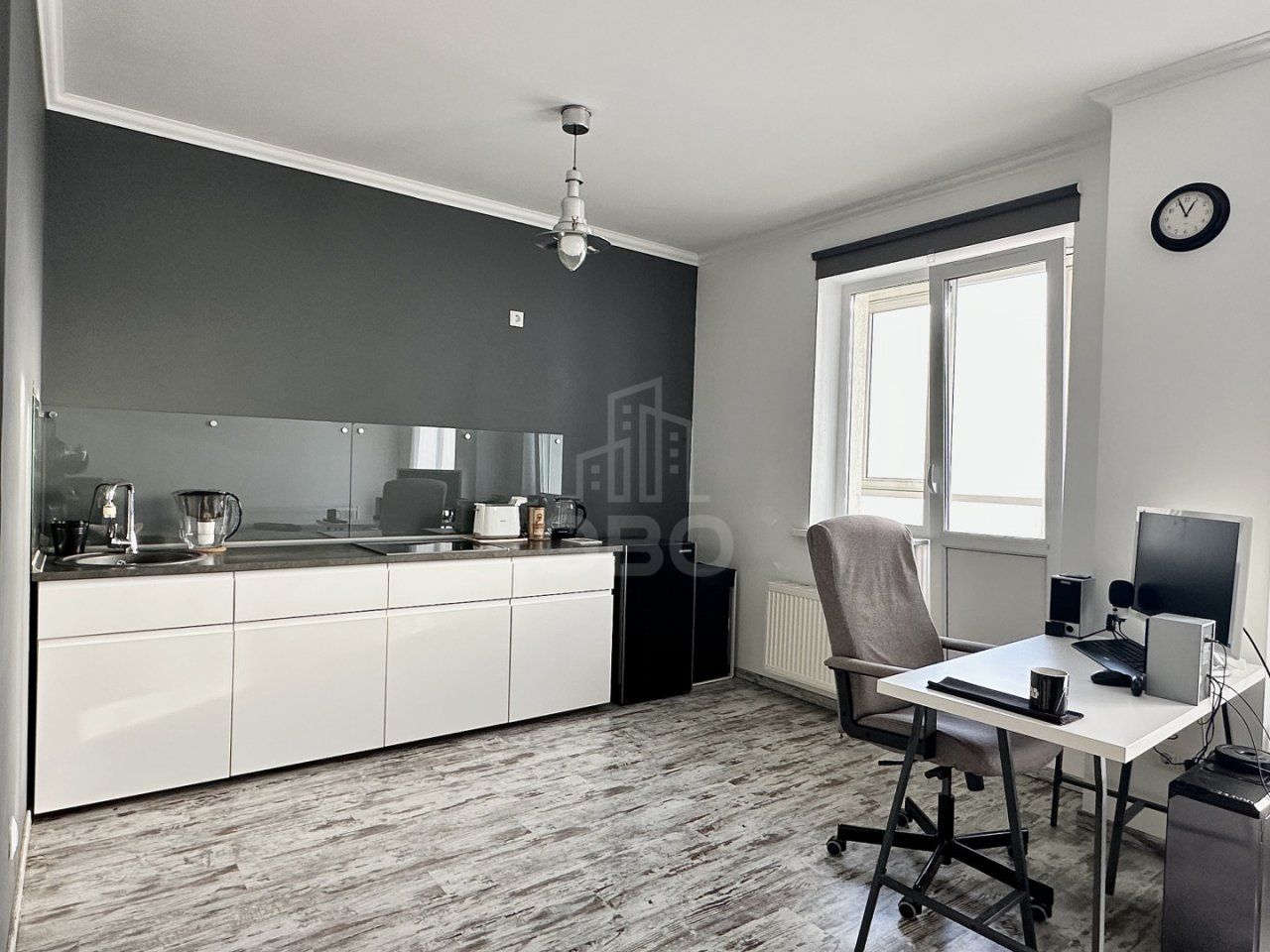 однокомнатная квартира в Санкт-Петербурге по адресу: Смоленская ул., 18