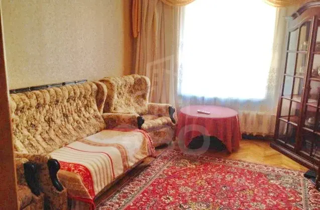 трехкомнатная квартира в Санкт-Петербурге по адресу: Крюкова канала наб., 19