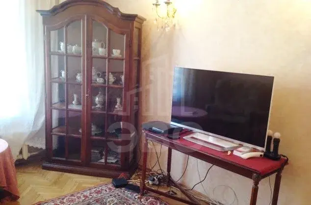 трехкомнатная квартира в Санкт-Петербурге по адресу: Крюкова канала наб., 19