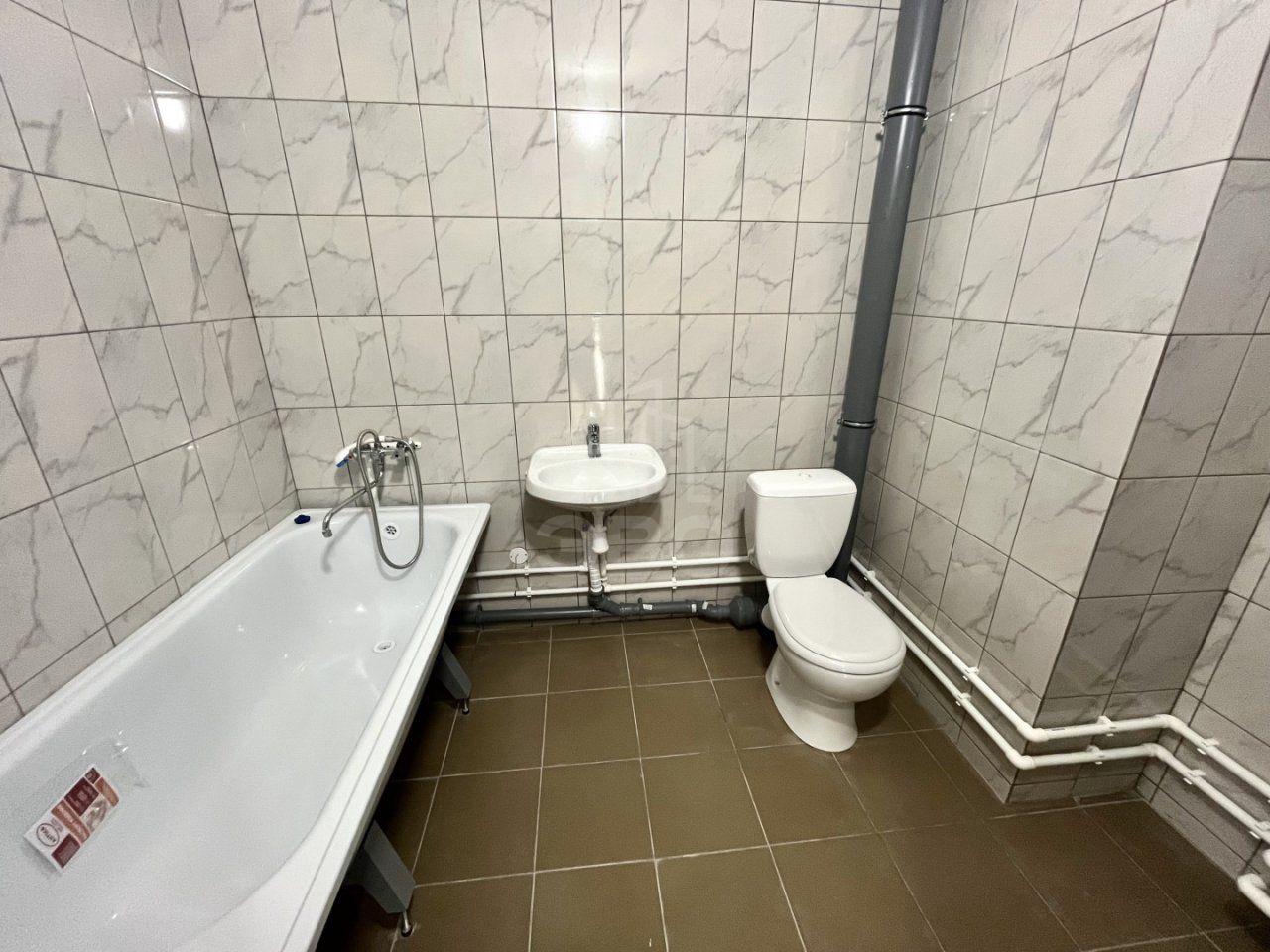 трехкомнатная квартира в Санкт-Петербург по адресу: Ленинский проспект, 68