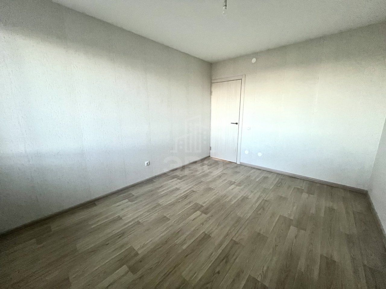 трехкомнатная квартира в Санкт-Петербург по адресу: Ленинский проспект, 68