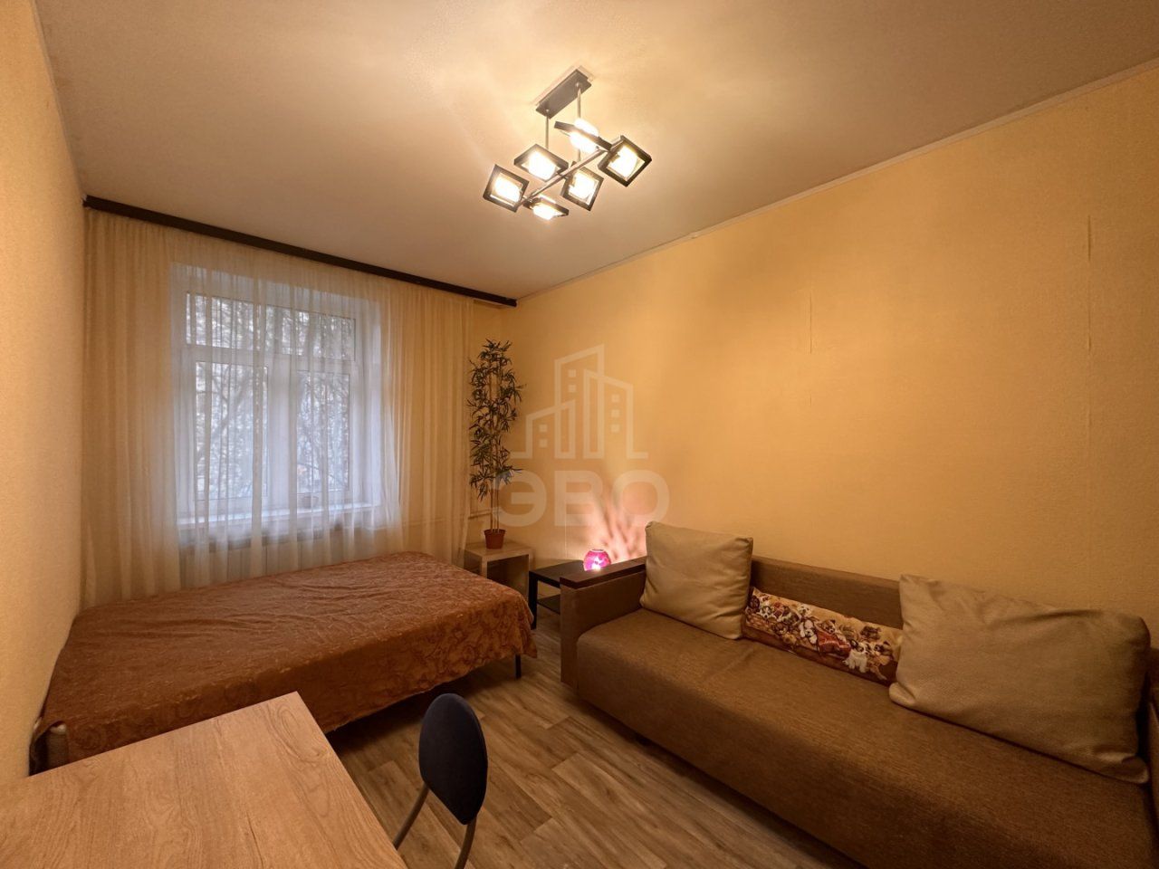 двухкомнатная квартира в Санкт-Петербург по адресу: Московский проспект, 202, к 5