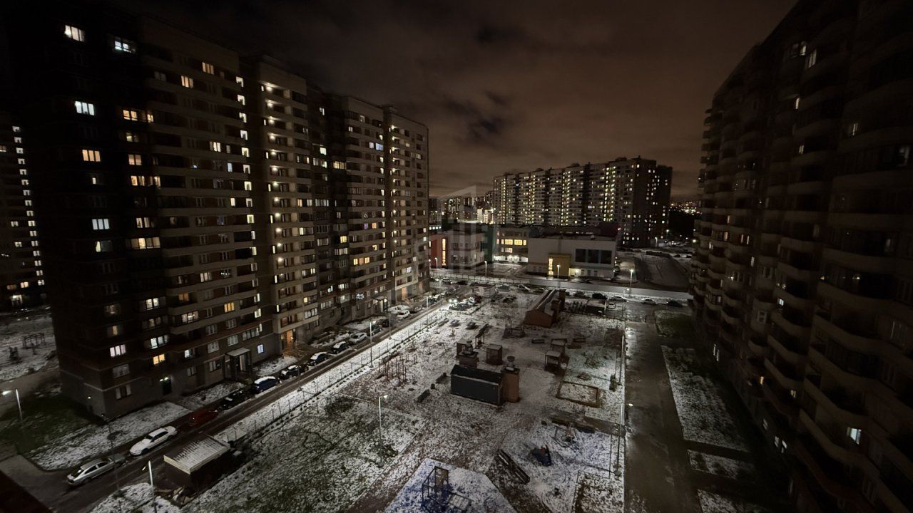 однокомнатная квартира в Ленинградская область по адресу: Шоссе в Лаврики ул., 72, к 3