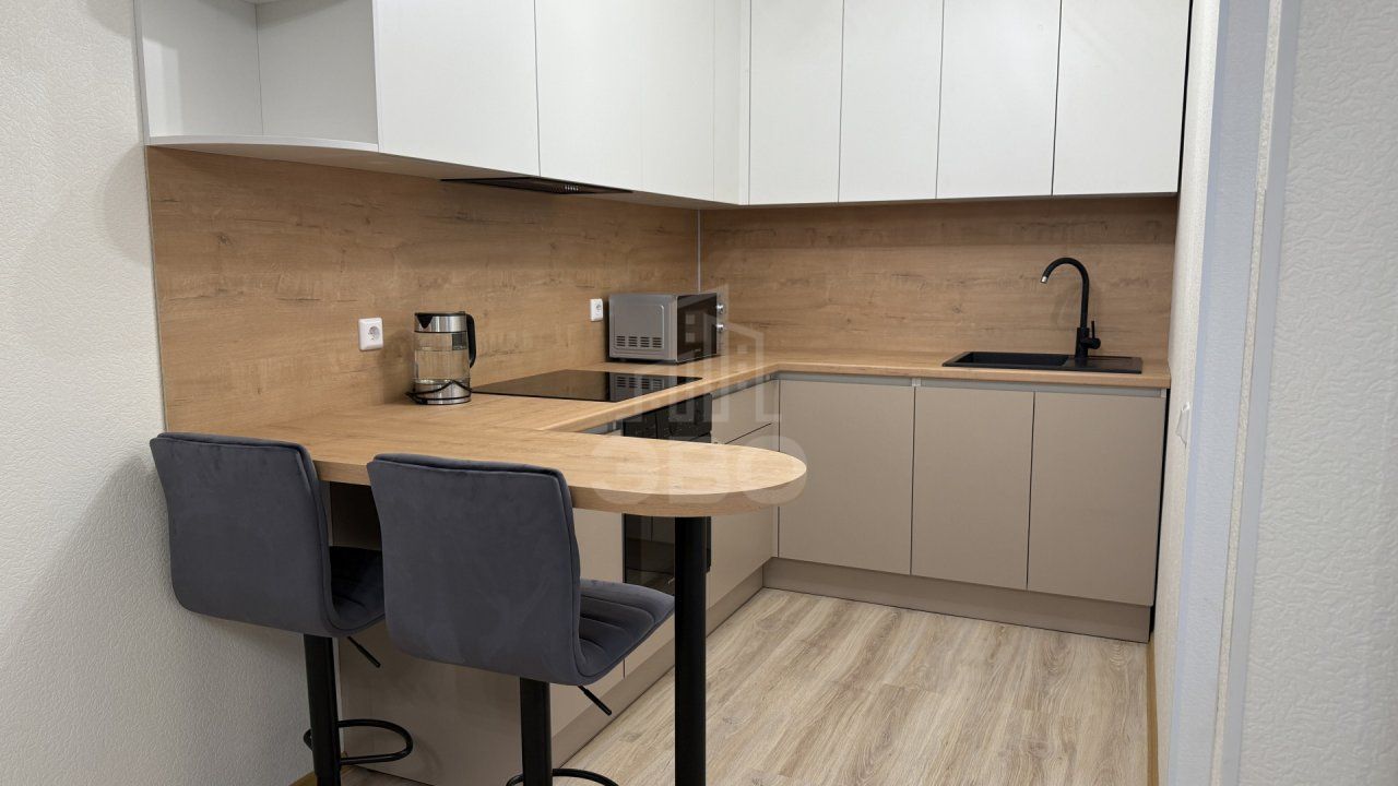 однокомнатная квартира в Ленинградская область по адресу: Шоссе в Лаврики ул., 72, к 3