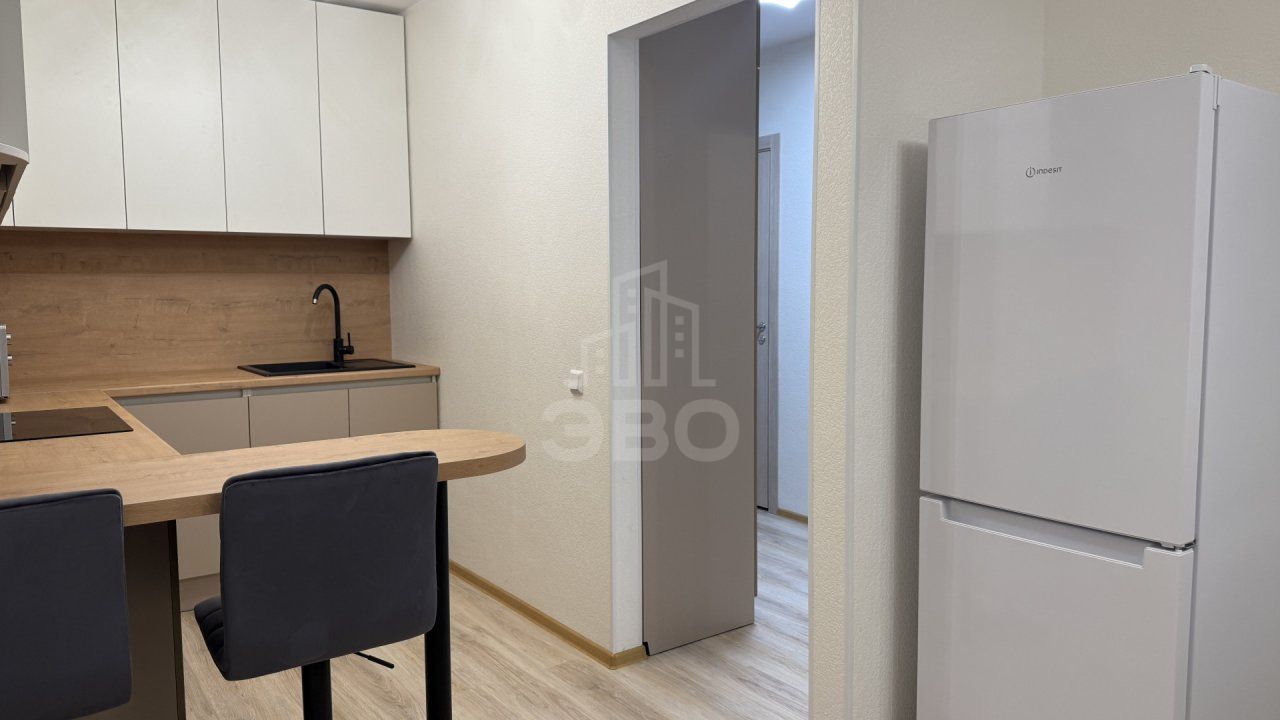 однокомнатная квартира в Ленинградская область по адресу: Шоссе в Лаврики ул., 72, к 3