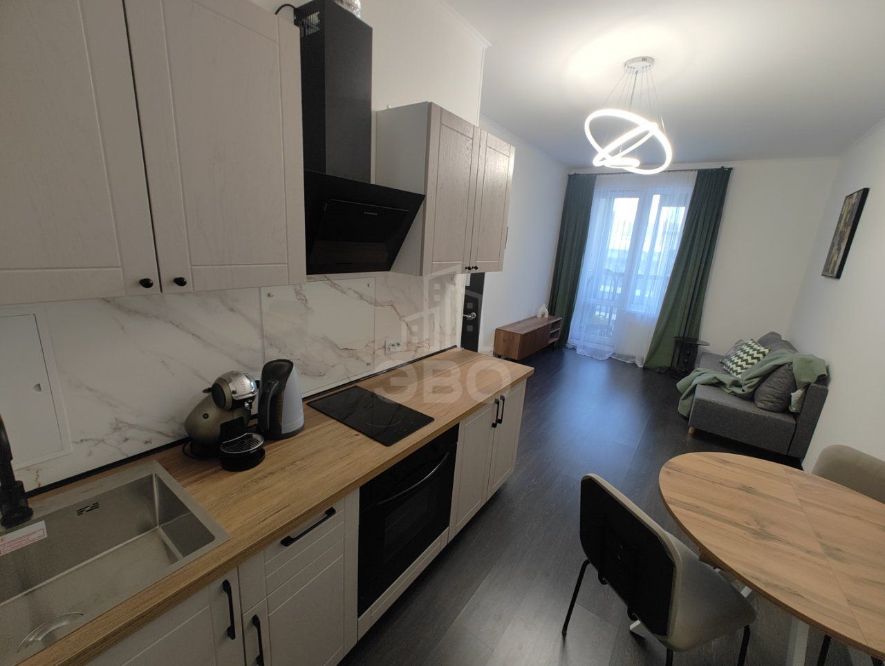 однокомнатная квартира в Санкт-Петербурге по адресу: Верхне-Каменская ул., 11, к 1