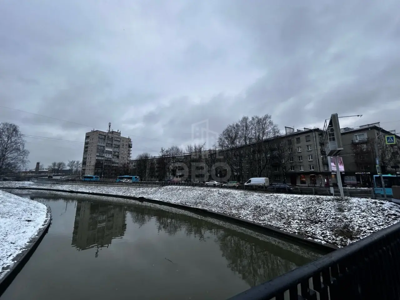 двухкомнатная квартира в Санкт-Петербурге по адресу: Чёрной речки наб., 59, к 2