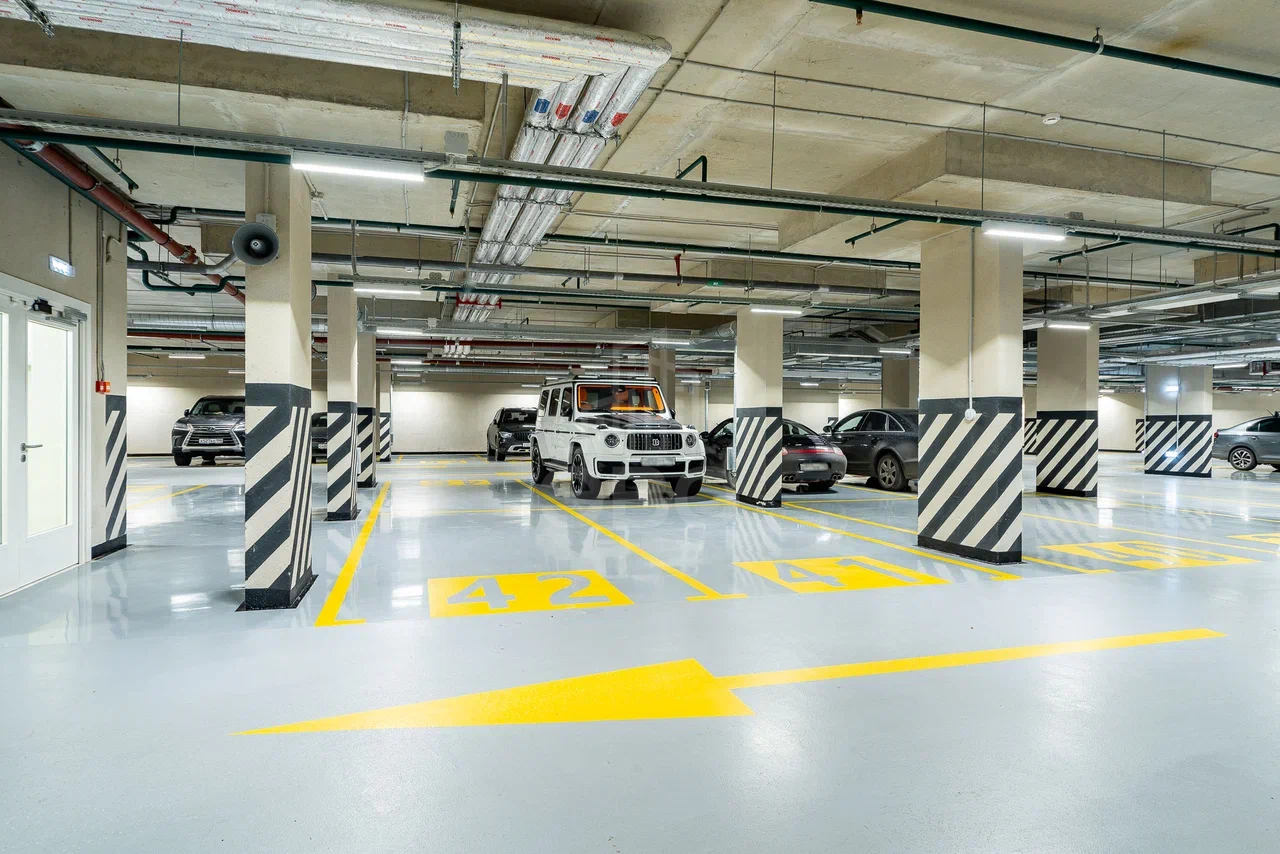 четырехкомнатная квартира в Санкт-Петербург по адресу: Малодетскосельский проспект, 40