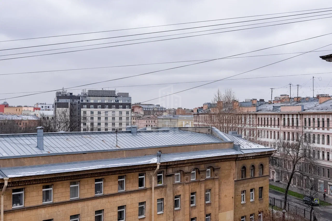 четырехкомнатная квартира в Санкт-Петербург по адресу: Малодетскосельский проспект, 40