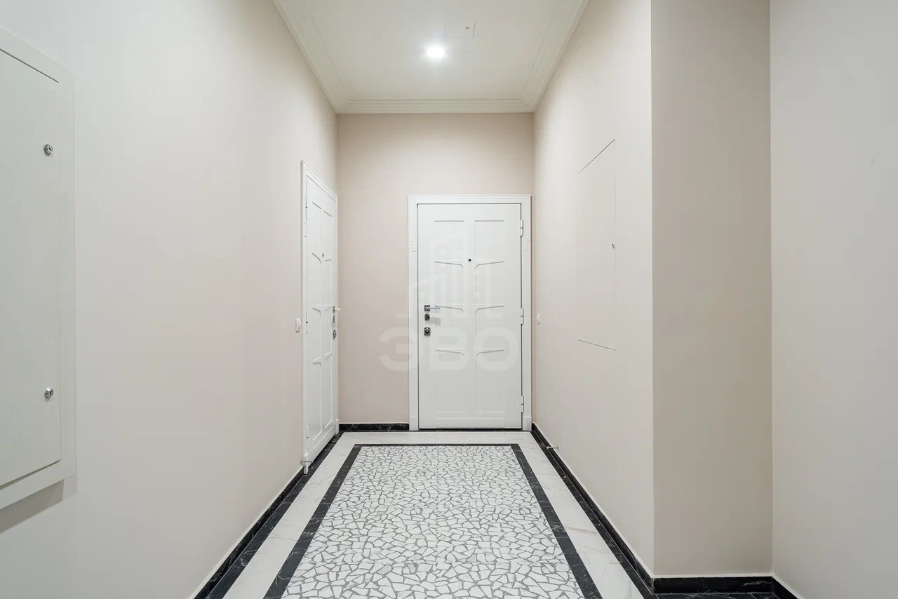 четырехкомнатная квартира в Санкт-Петербург по адресу: Малодетскосельский проспект, 40