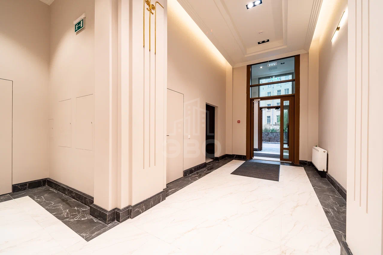 четырехкомнатная квартира в Санкт-Петербург по адресу: Малодетскосельский проспект, 40