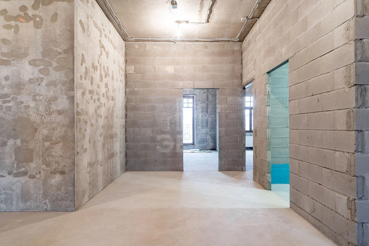 четырехкомнатная квартира в Санкт-Петербург по адресу: Малодетскосельский проспект, 40