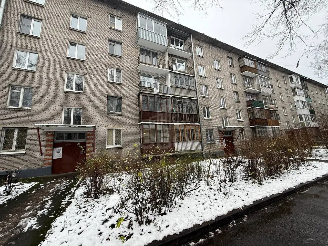 однокомнатная квартира в Санкт-Петербурге по адресу: Космонавтов проспект, 27, к 5