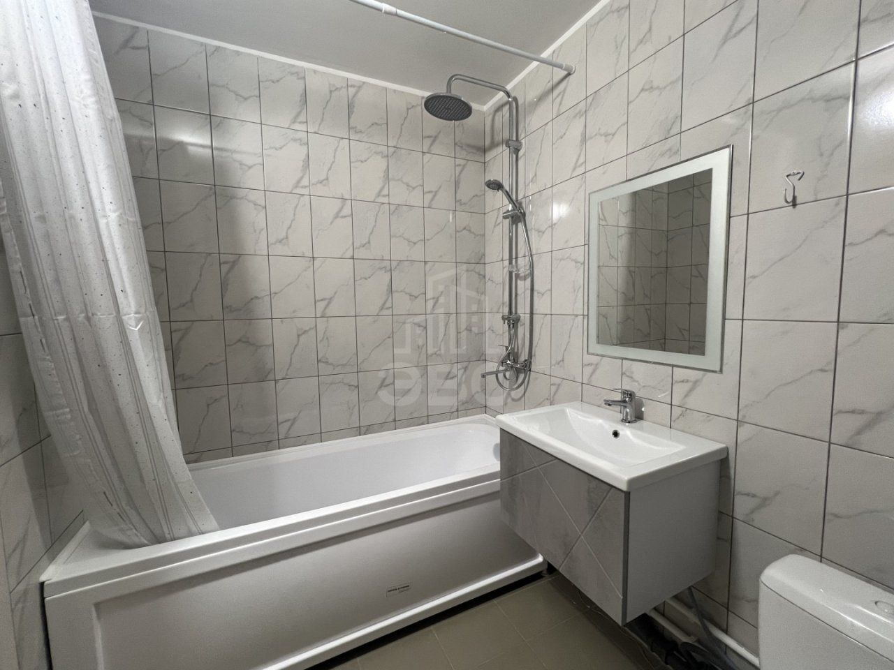 трехкомнатная квартира в Санкт-Петербург по адресу: Ленинский проспект, 68, строение 1