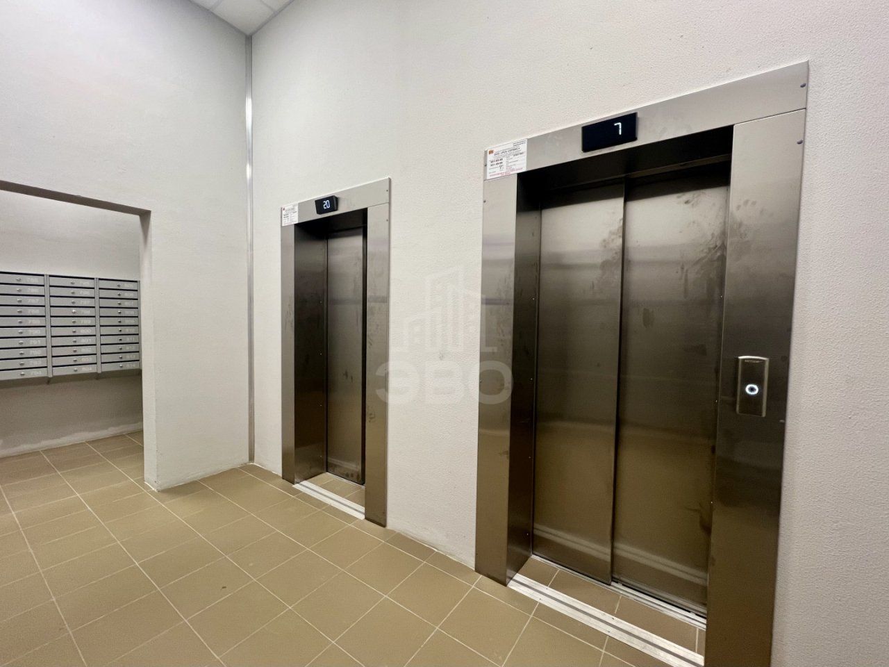 трехкомнатная квартира в Санкт-Петербург по адресу: Ленинский проспект, 68, строение 1