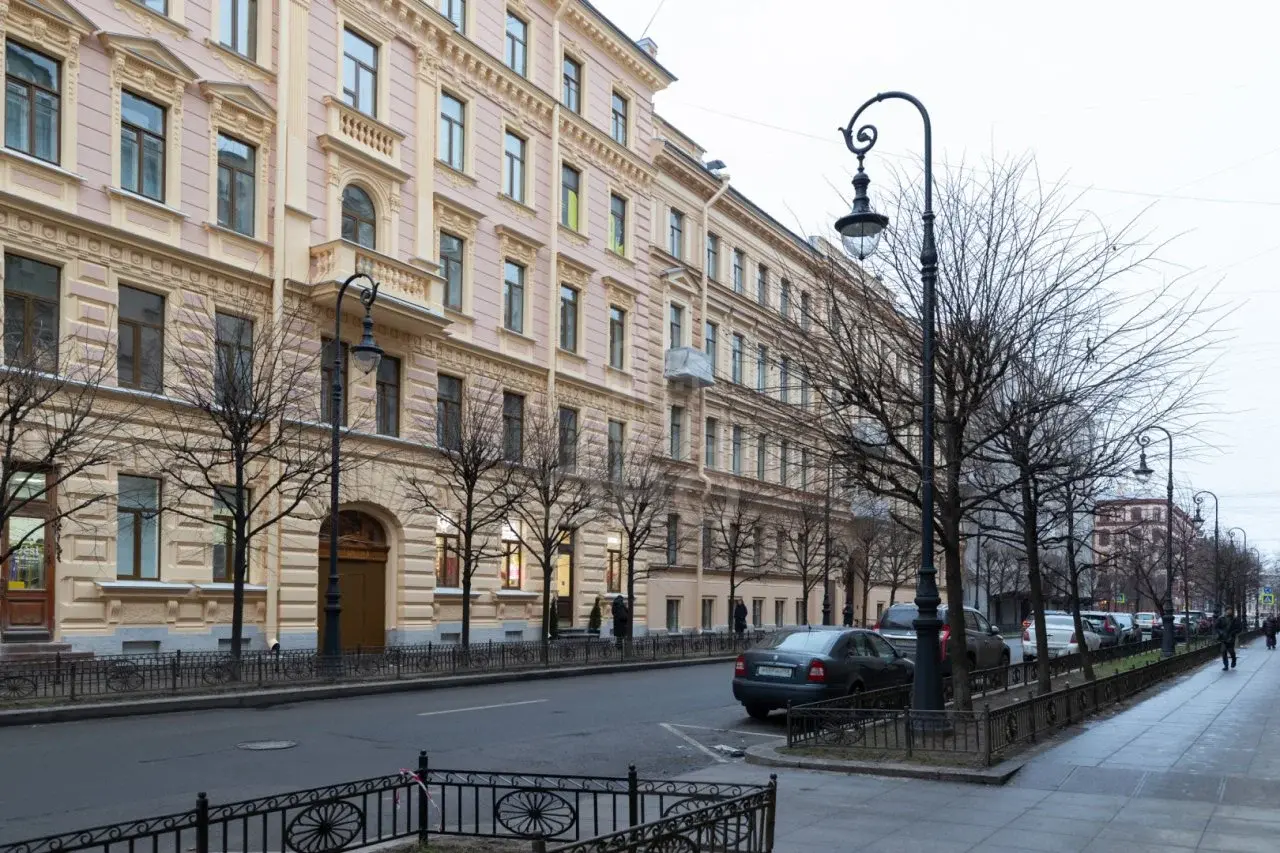 однокомнатная квартира в Санкт-Петербурге по адресу: Пушкинская ул., 17