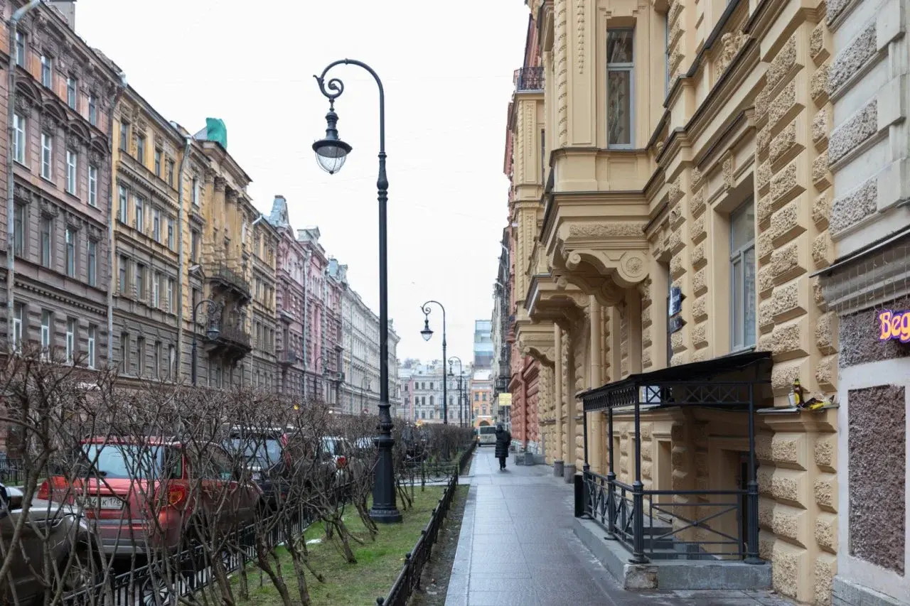 однокомнатная квартира в Санкт-Петербурге по адресу: Пушкинская ул., 17