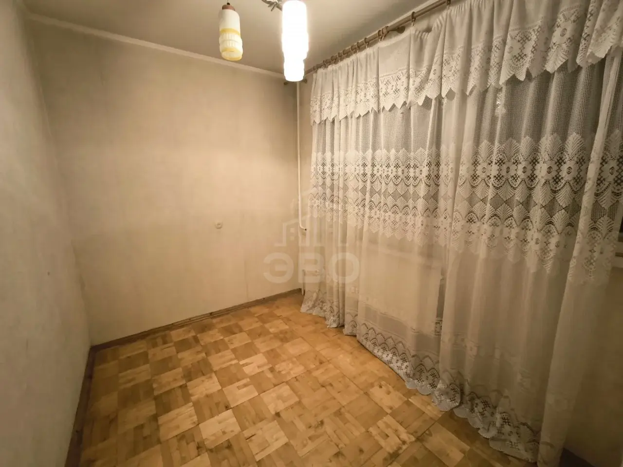 трехкомнатная квартира в Санкт-Петербурге по адресу: Демьяна Бедного ул., 23