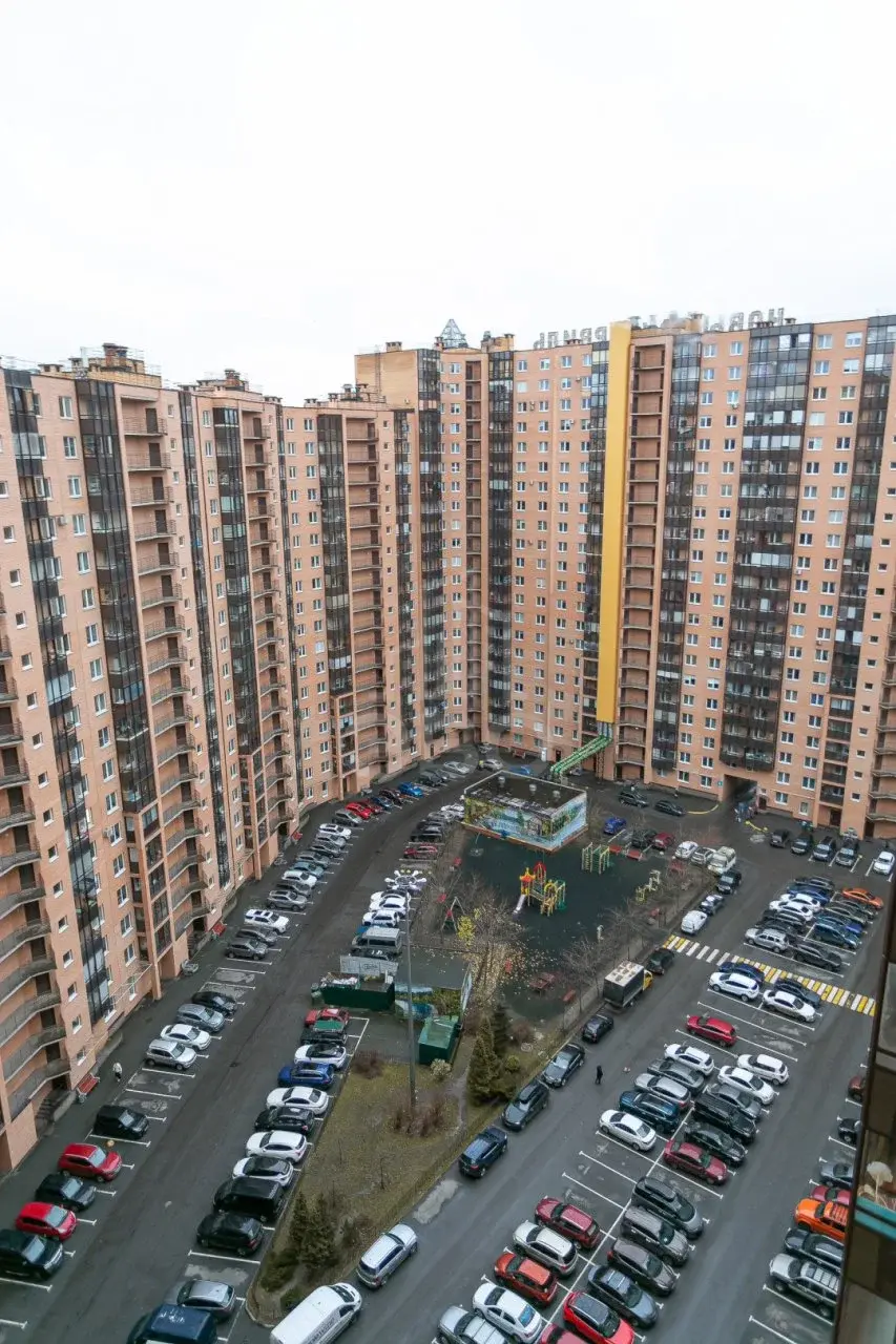 двухкомнатная квартира в Ленинградской области по адресу: Областная ул., 1
