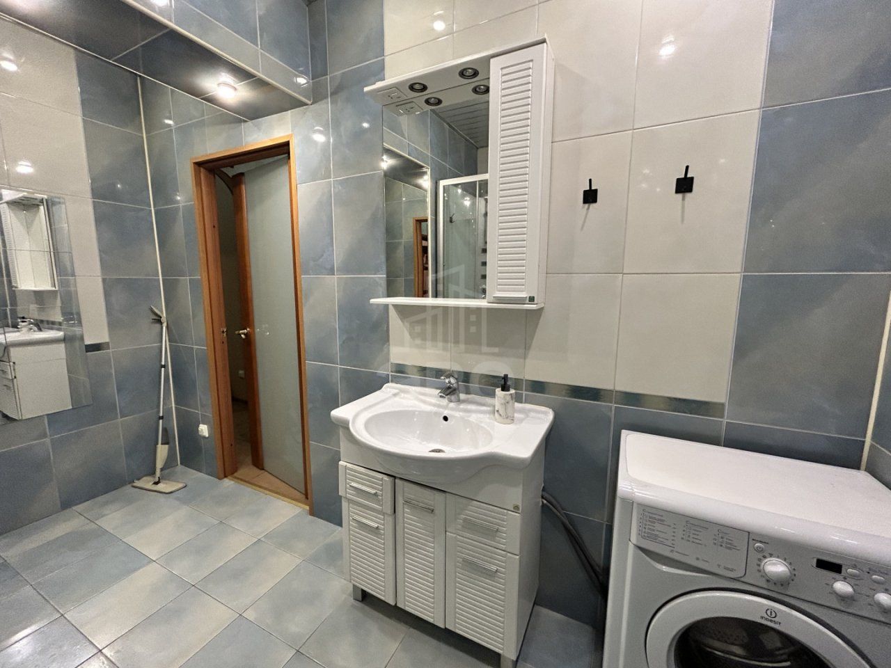 однокомнатная квартира в Санкт-Петербург по адресу: Оренбургская ул., 2