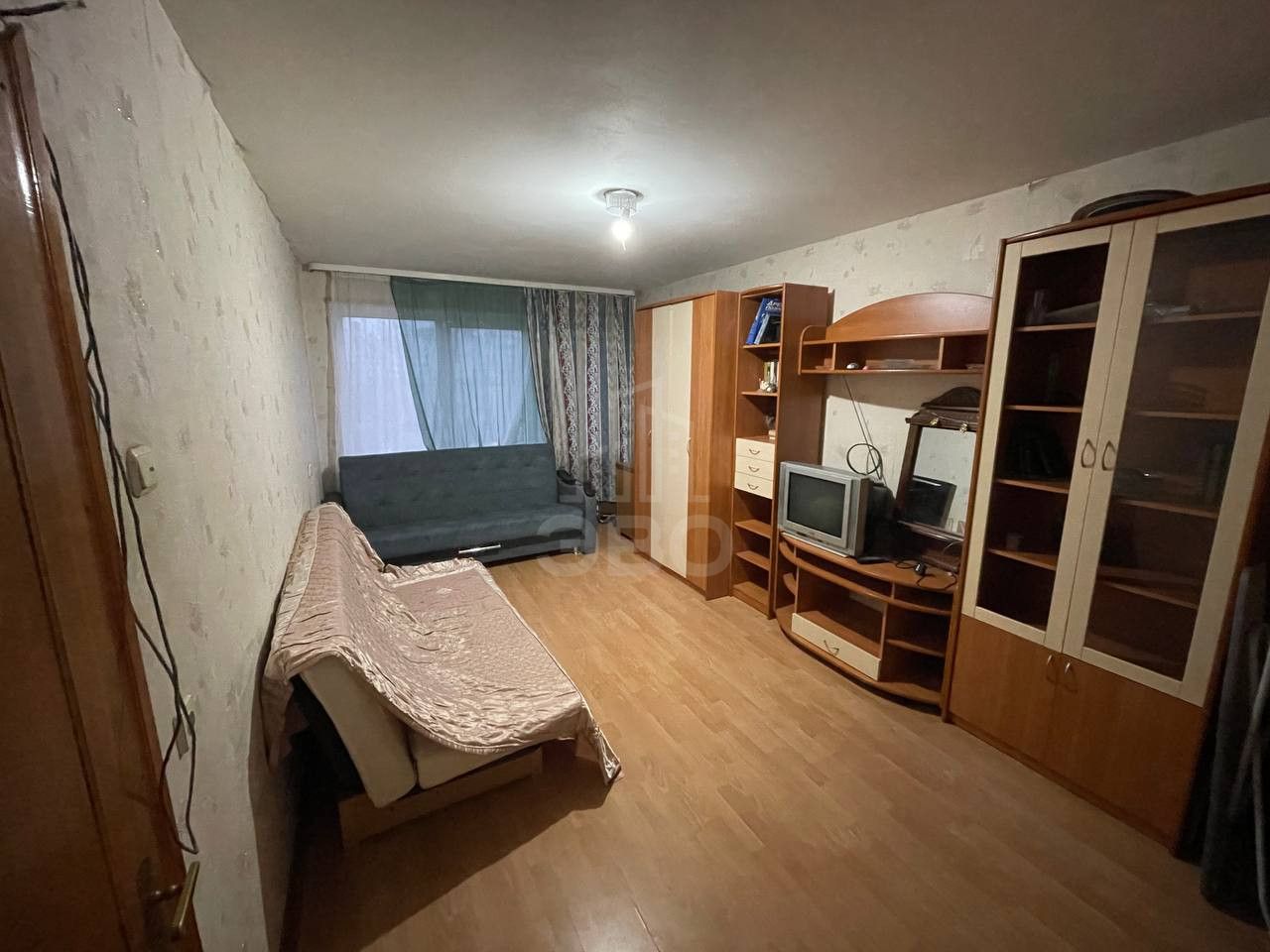 трехкомнатная квартира в Санкт-Петербурге по адресу: Стачек проспект, 105, к к2Ж