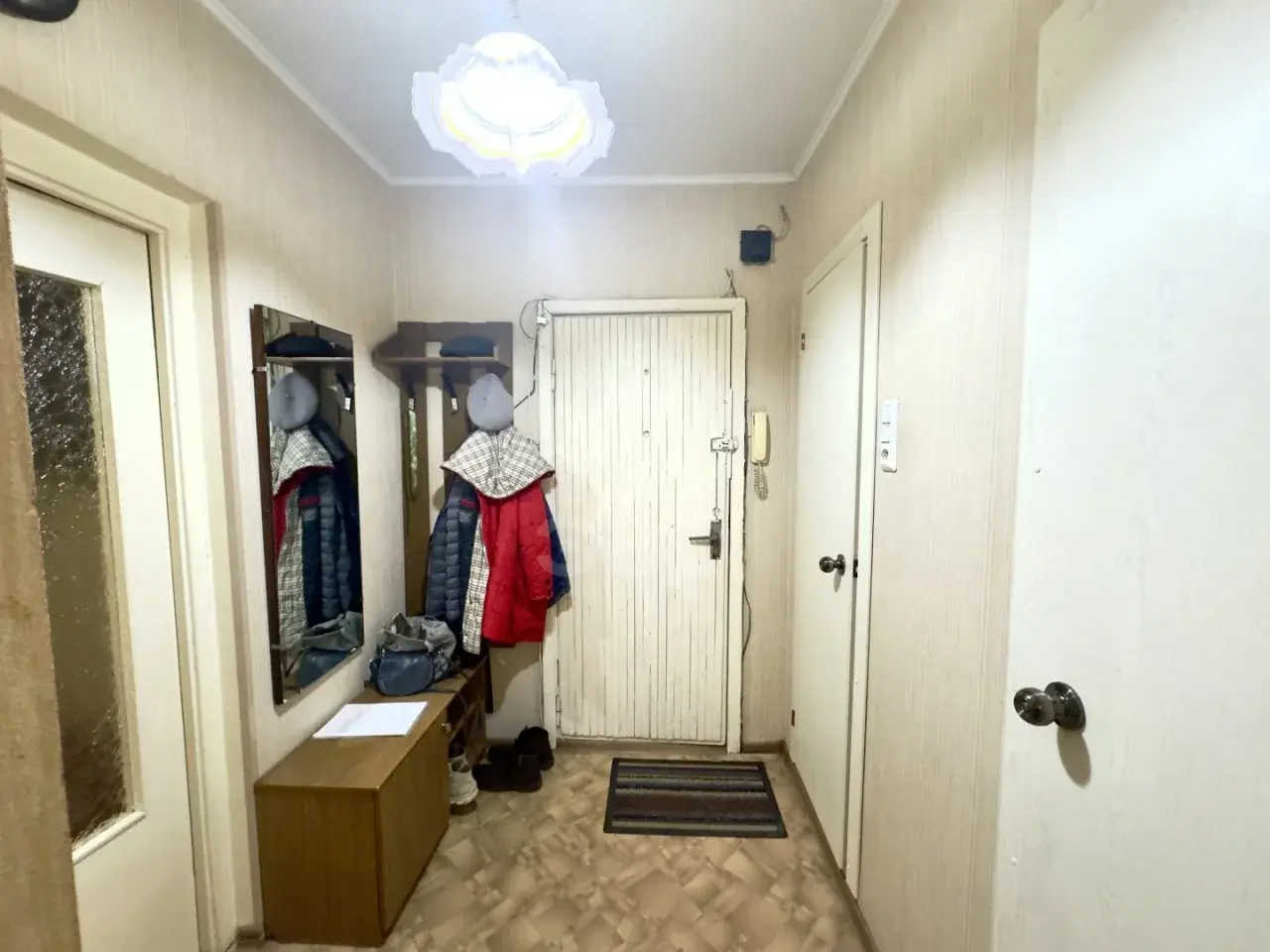 однокомнатная квартира в Санкт-Петербурге по адресу: Десантников ул., 14
