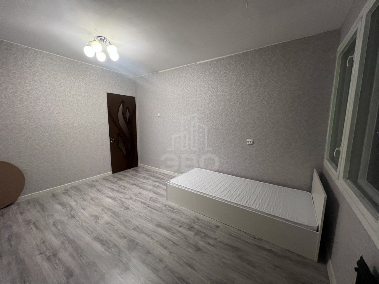 трехкомнатная квартира в Санкт-Петербург по адресу: Демьяна Бедного ул., 30, к 1