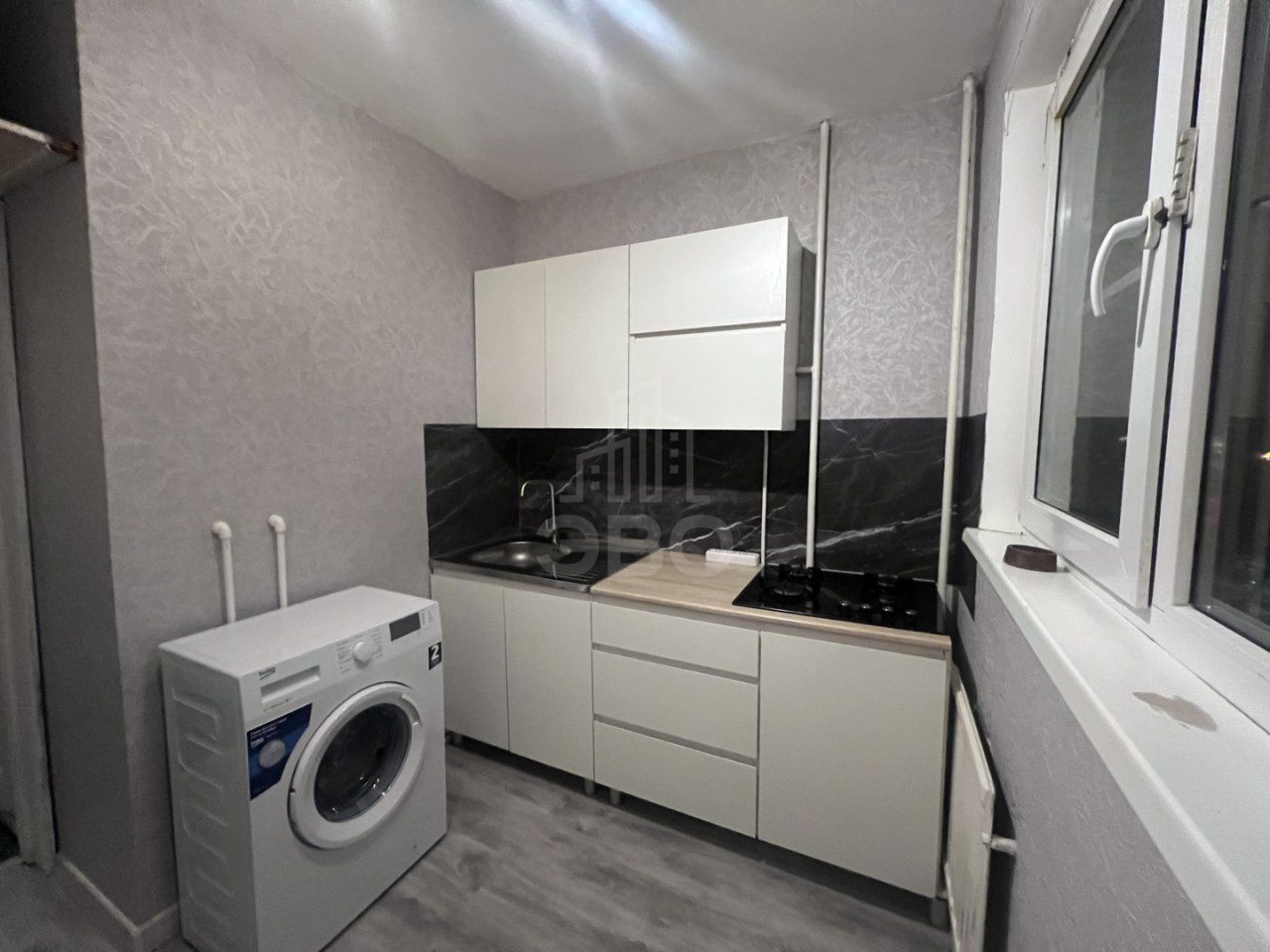 трехкомнатная квартира в Санкт-Петербург по адресу: Демьяна Бедного ул., 30, к 1