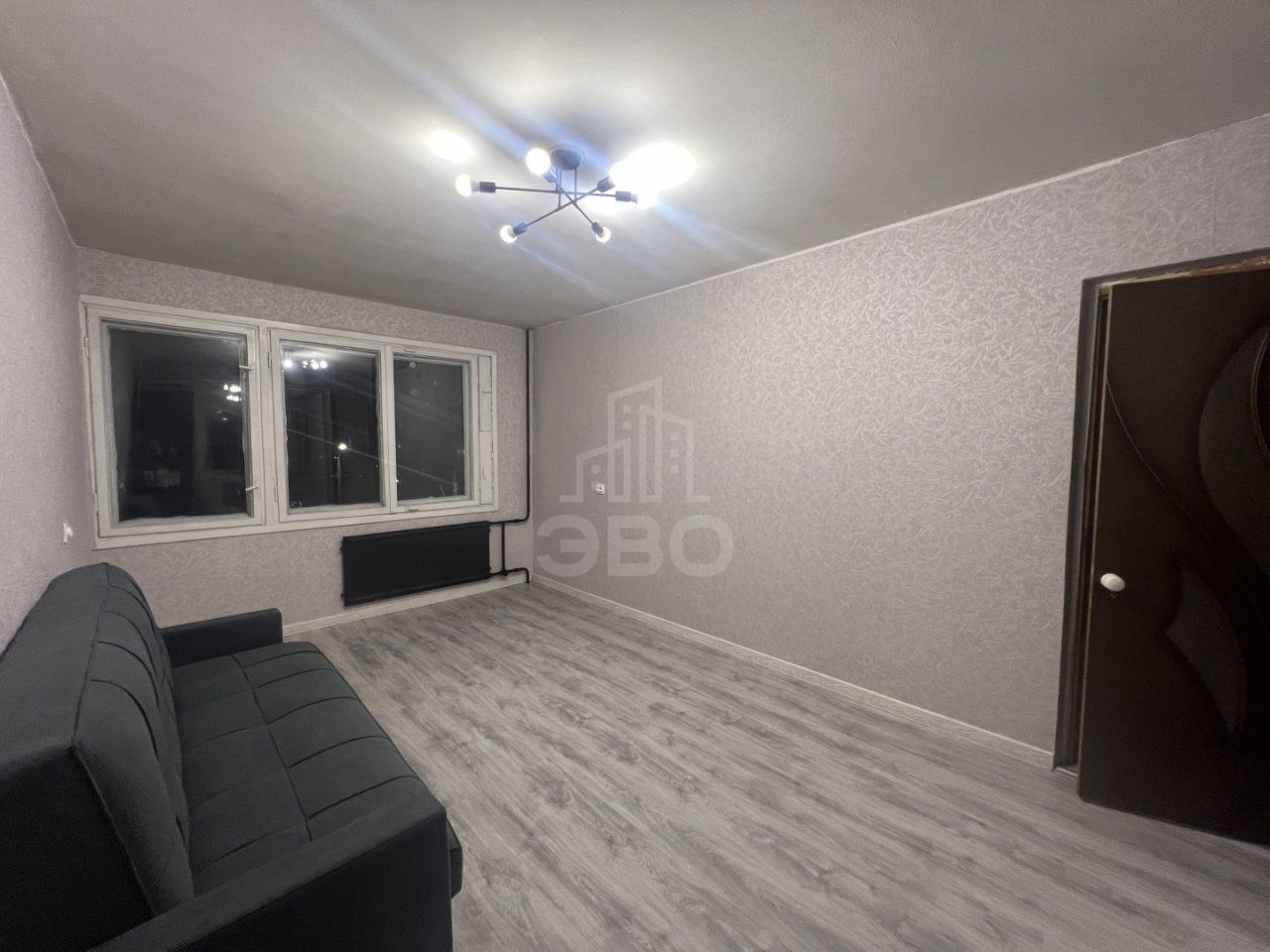 трехкомнатная квартира в Санкт-Петербург по адресу: Демьяна Бедного ул., 30, к 1