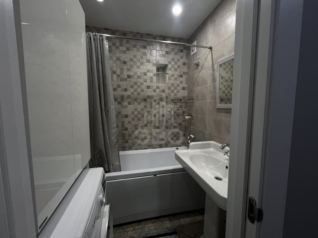 двухкомнатная квартира в Ленинградская область по адресу: Голландская ул., 8, к 1