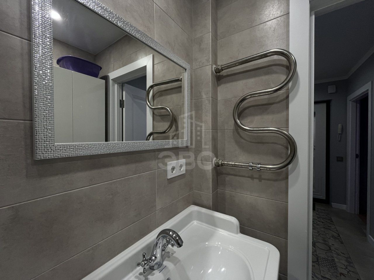 двухкомнатная квартира в Ленинградская область по адресу: Голландская ул., 8, к 1