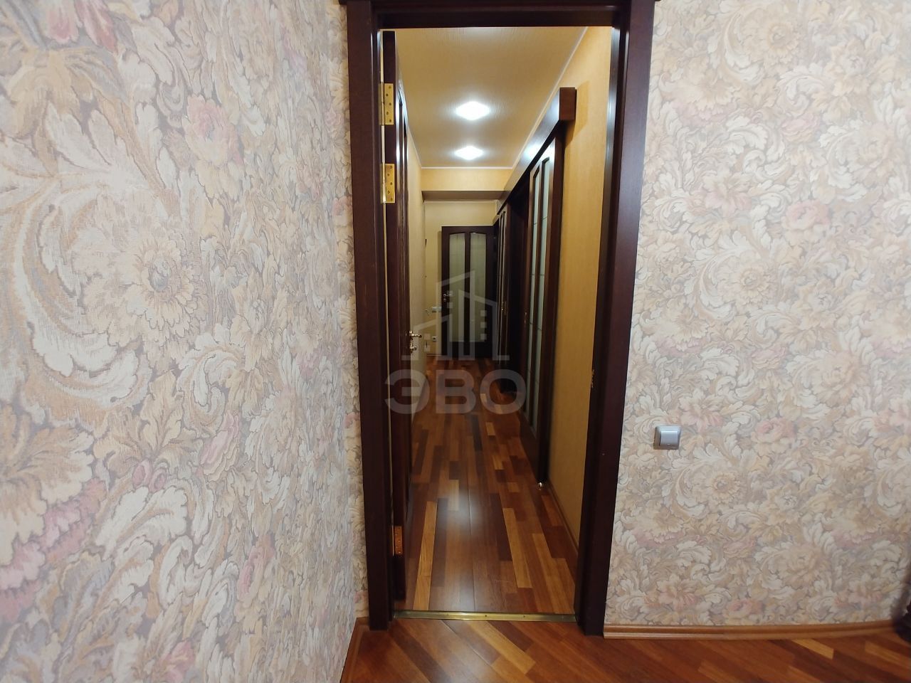 трехкомнатная квартира в Санкт-Петербург по адресу: Разводная ул., 10