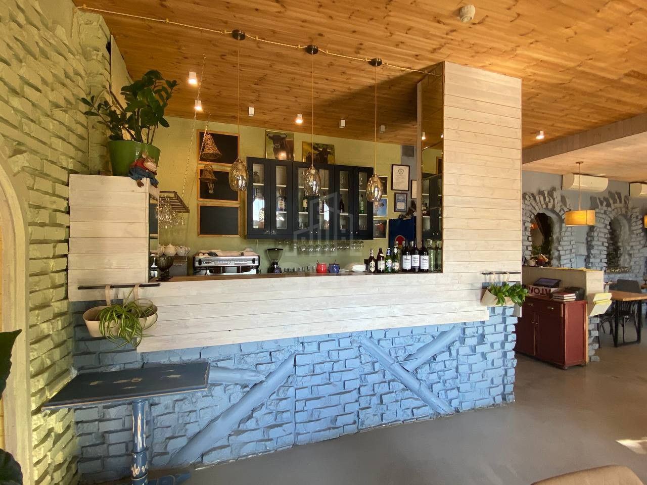 коммерция в Санкт-Петербург по адресу: Приморский проспект, 15, литера а