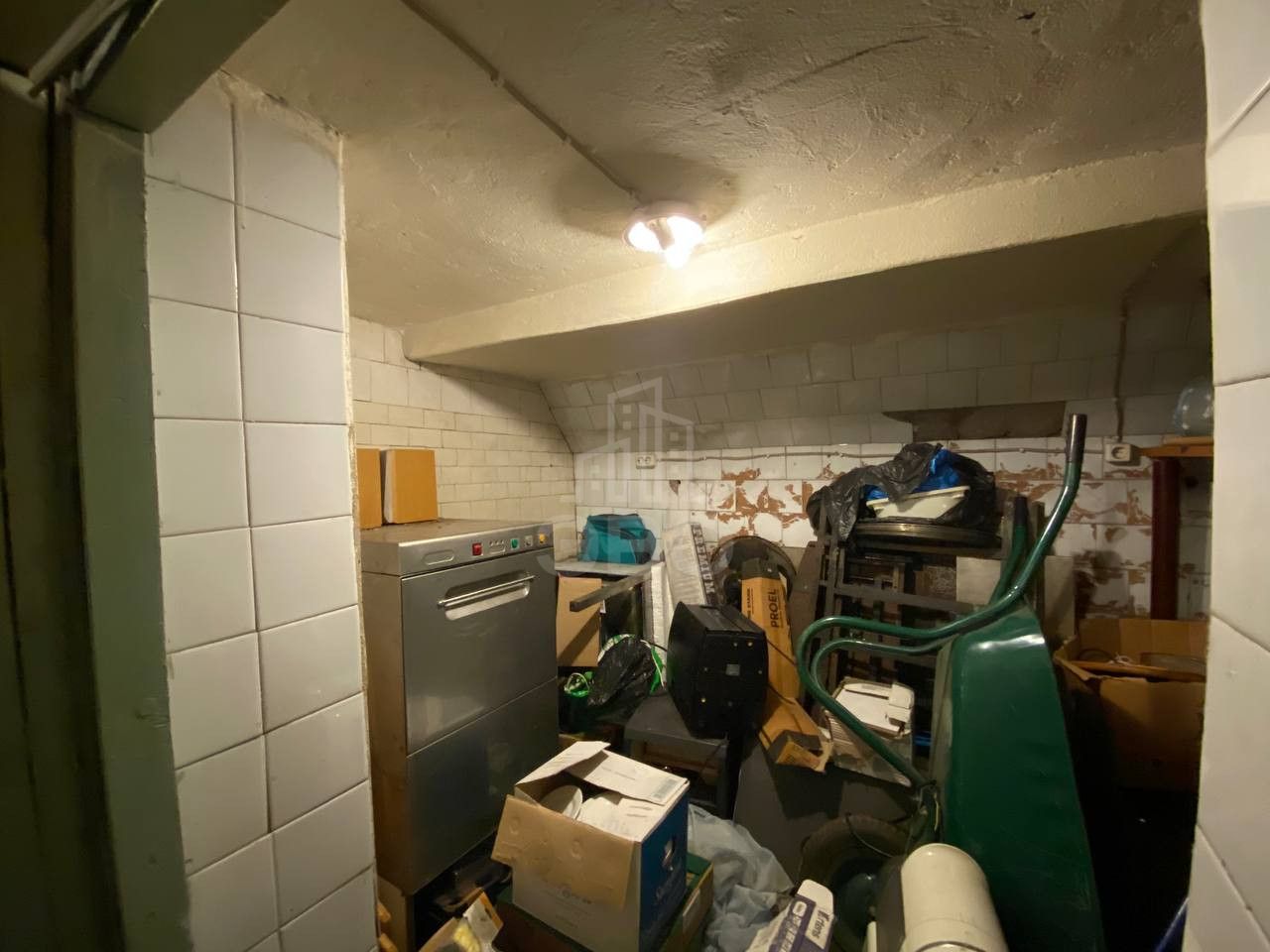 коммерция в Санкт-Петербург по адресу: Приморский проспект, 15, литера а