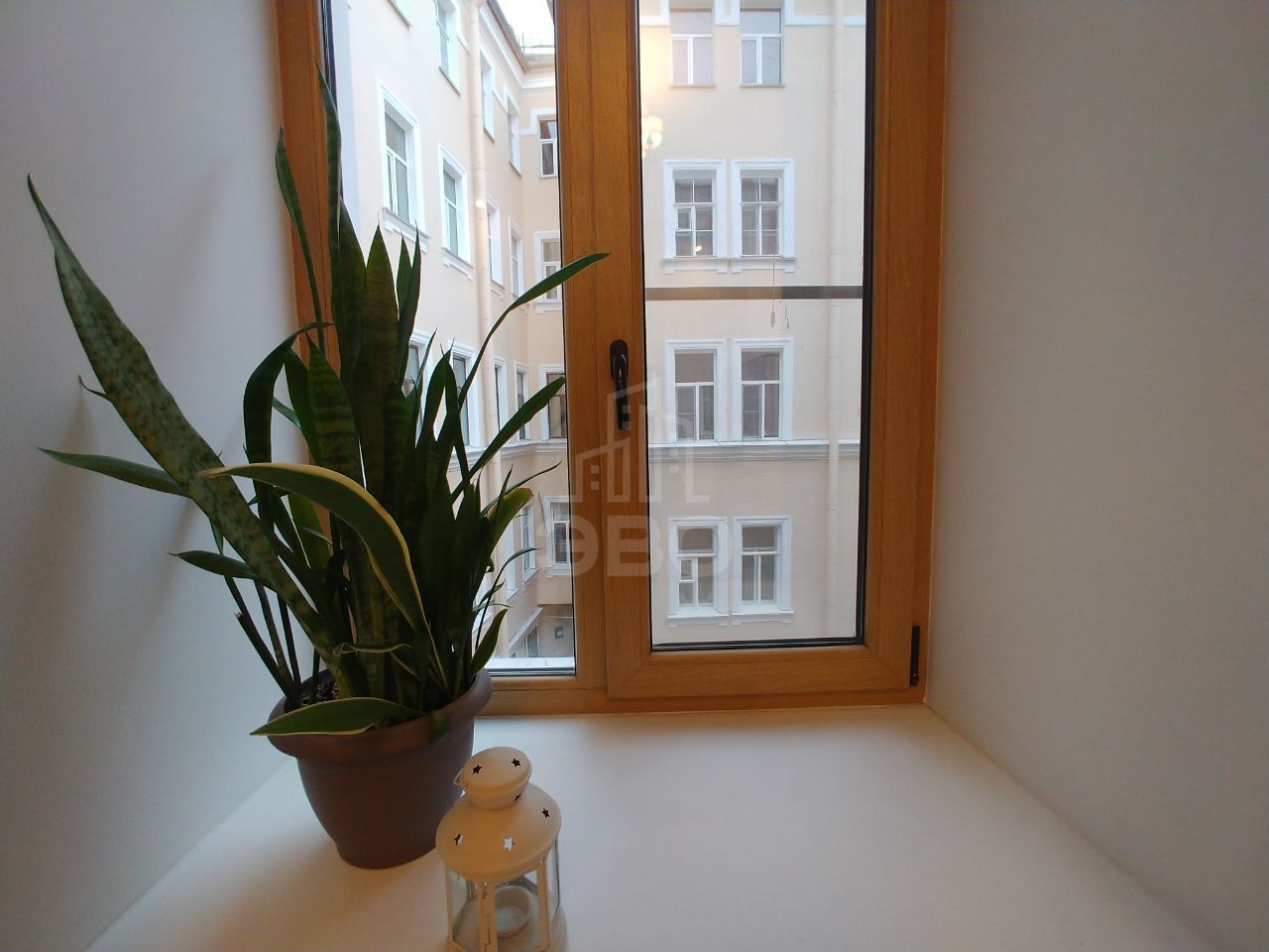 трехкомнатная квартира в Санкт-Петербурге по адресу: Невский проспект, 105