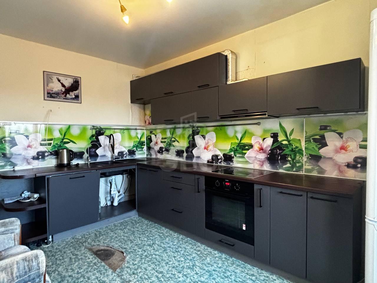 двухкомнатная квартира в Ленинградской области по адресу: Магистральная ул., 10