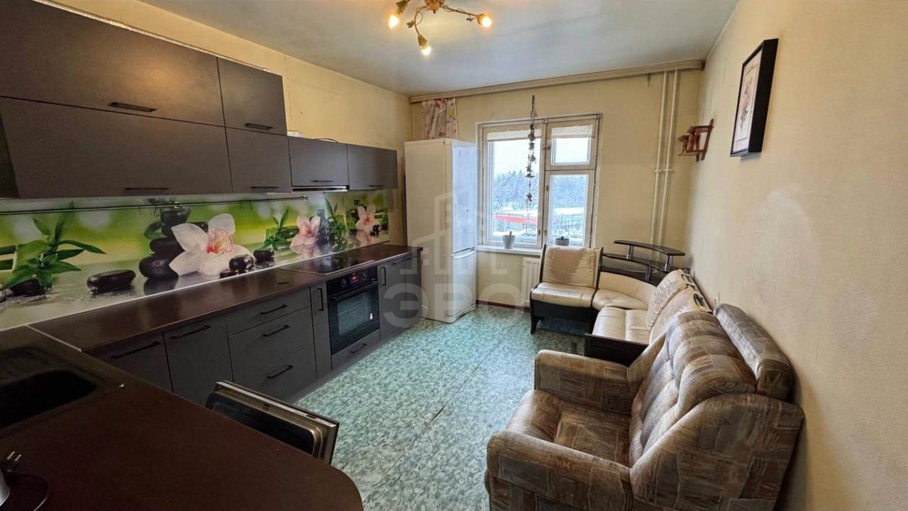 двухкомнатная квартира в Ленинградской области по адресу: Магистральная ул., 10