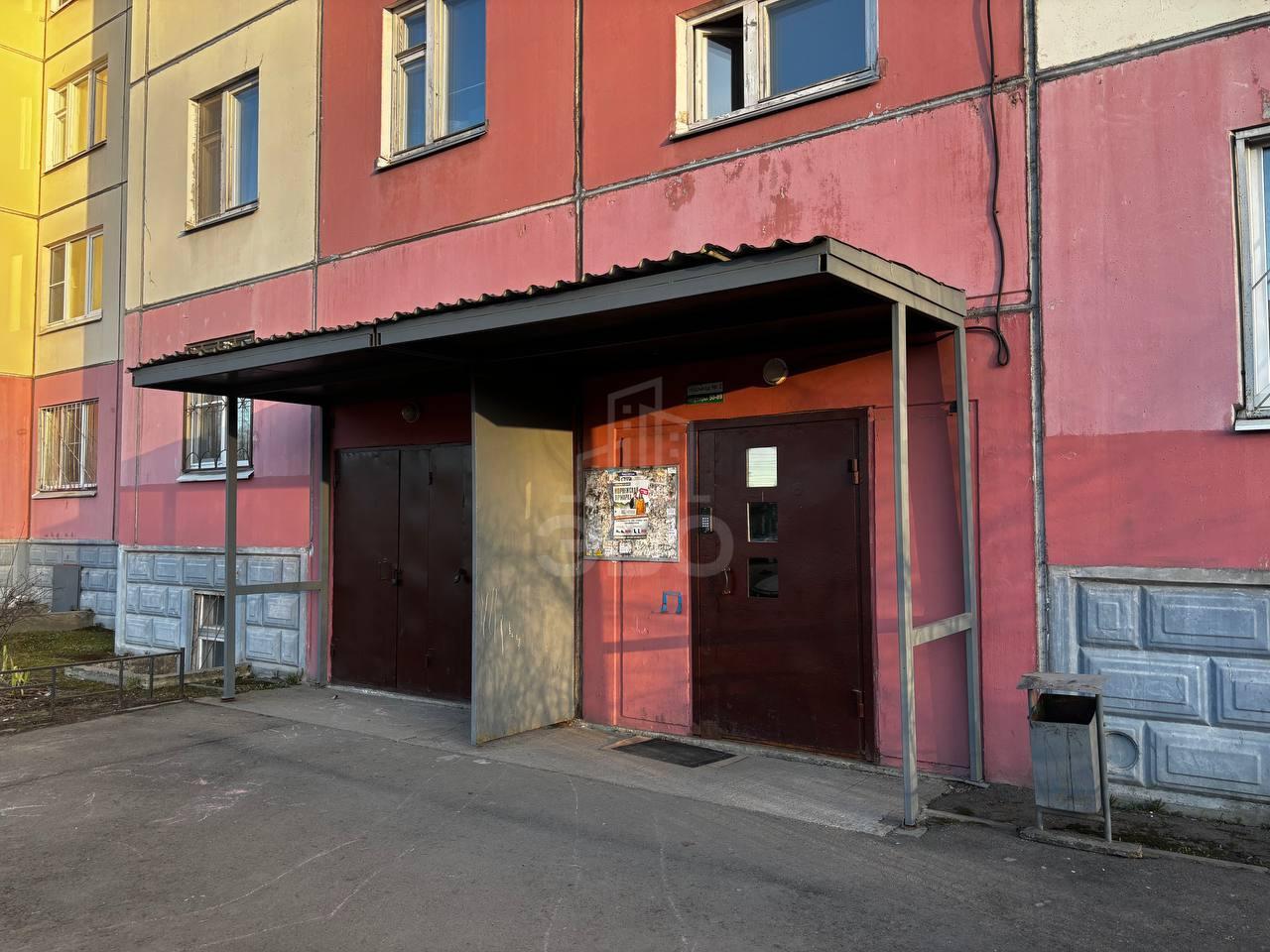 двухкомнатная квартира в Ленинградской области по адресу: Магистральная ул., 10