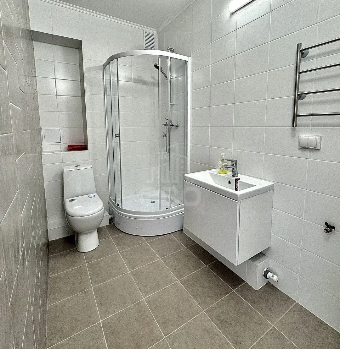 студия в Ленинградской области по адресу: Александра Разгонина ул., 1, к 3